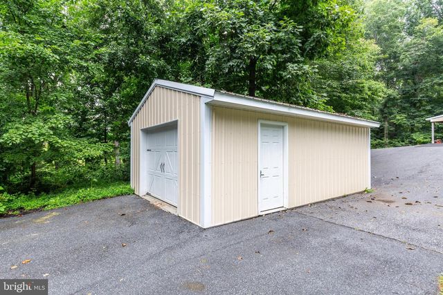 3703 WINE RD, Westminster, MD 21158