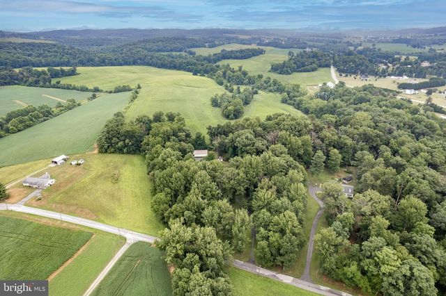 3703 WINE RD, Westminster, MD 21158