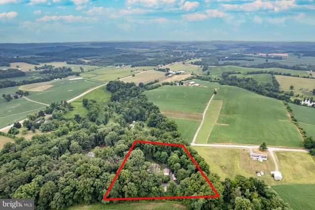 3703 WINE RD, Westminster, MD 21158