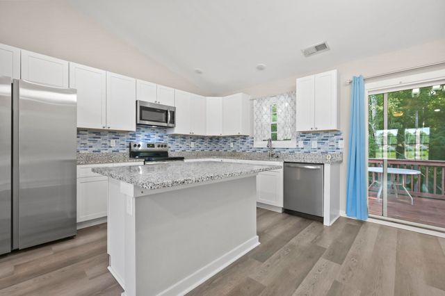 1517 Ackerrose Dr., Conway, SC 29527