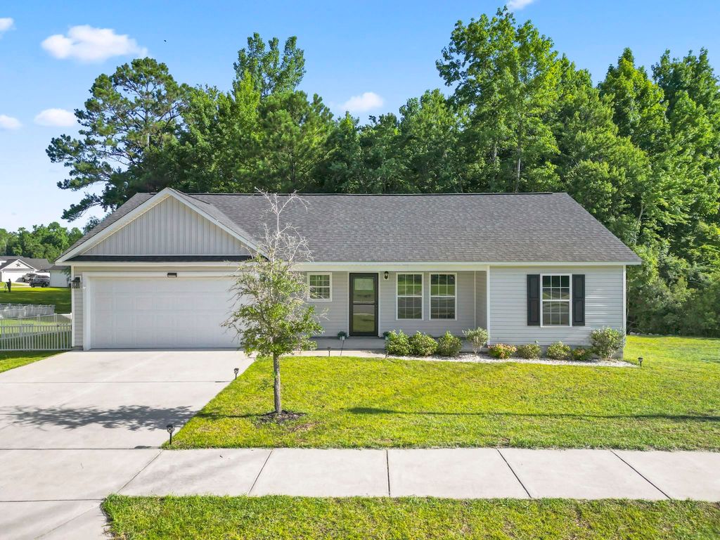1517 Ackerrose Dr., Conway, SC 29527