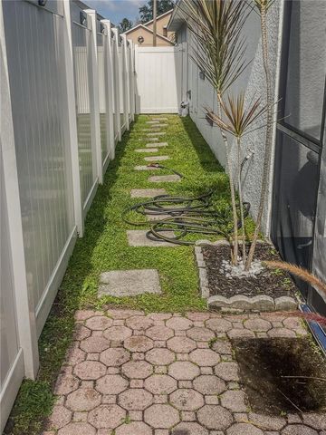 7940 OAKSTONE COURT, Orlando, FL 32822