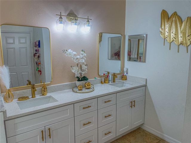 7940 OAKSTONE COURT, Orlando, FL 32822