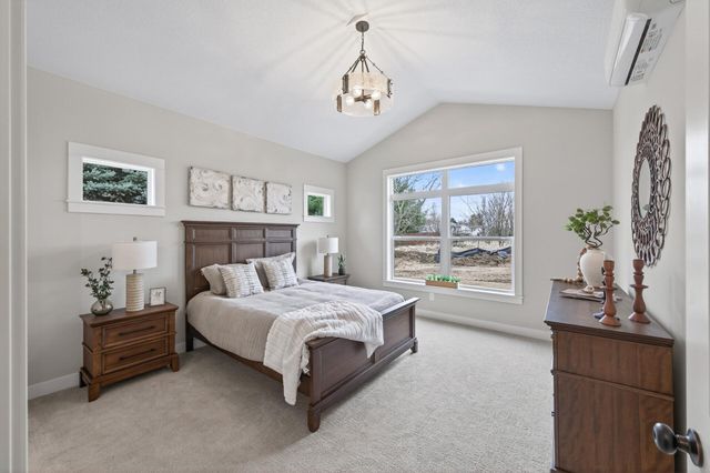 1219 Honeysuckle Lane, Cambridge, MN 55008