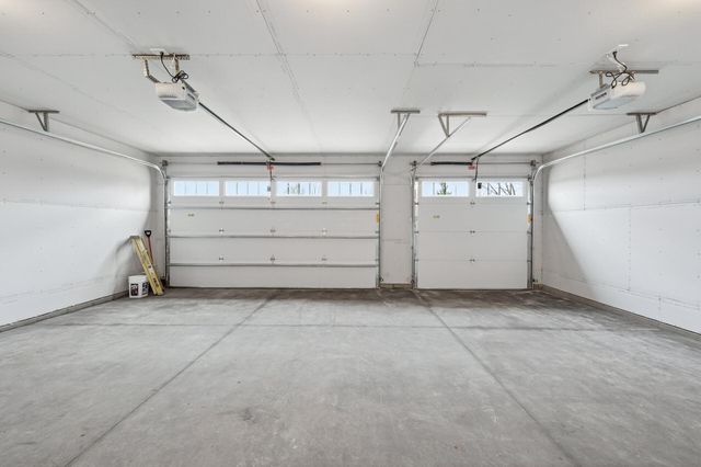 1219 Honeysuckle Lane, Cambridge, MN 55008