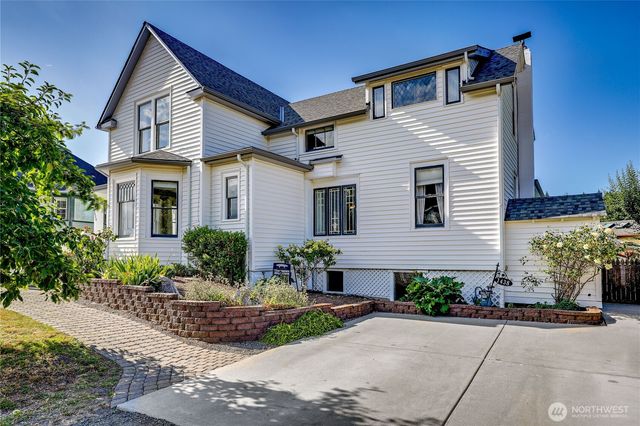 1438 NE Odin Street, Poulsbo, WA 98370