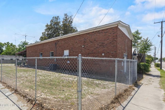 1120 Dawson Street, Wilmington, NC 28401