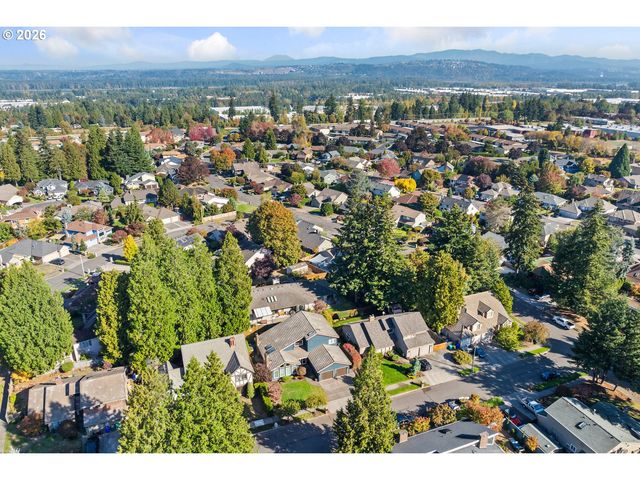 16443 Ne TILLAMOOK St, Portland, OR 97230