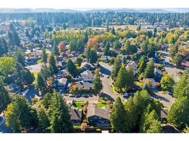 16443 Ne TILLAMOOK St, Portland, OR 97230