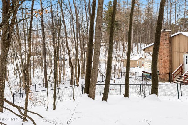 59 Higgins Road, North Greenbush, NY 12198