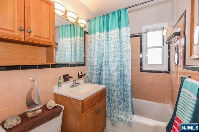 346 Esplanade 60, Hackensack, NJ 07601