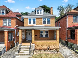 345 Johnston Ave, Hazelwood, PA 15207