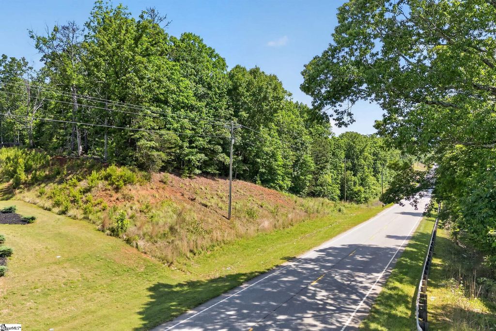00 Wells Highway, Seneca, SC 29678