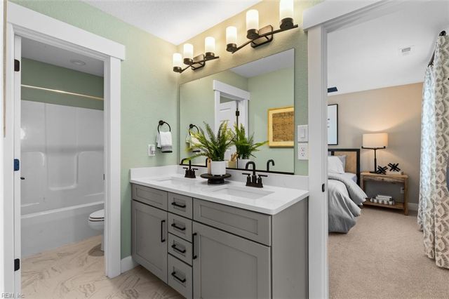 2888 Weston LOOP, Virginia Beach, VA 23456