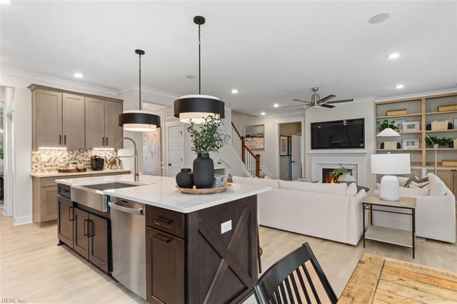 2888 Weston LOOP, Virginia Beach, VA 23456