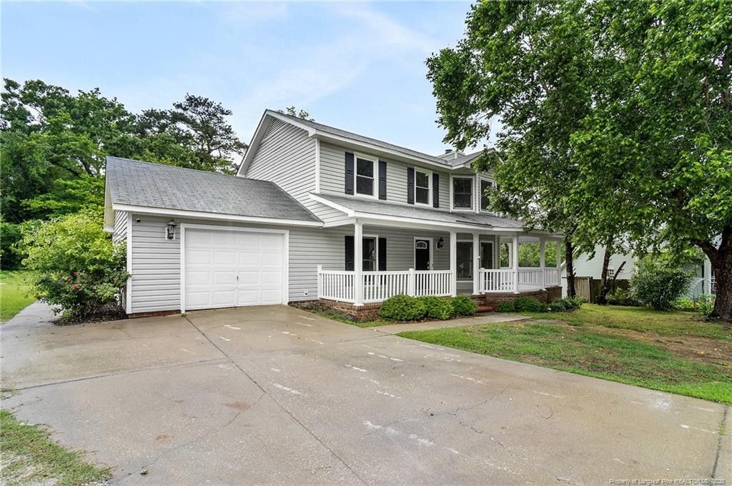 6241 Hedingham Drive, Hope Mills, NC 28348