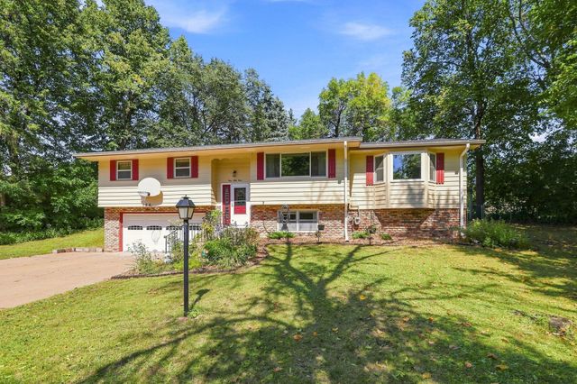 154 Yoho Drive, Anoka, MN 55303