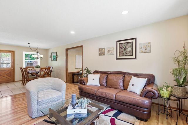 154 Yoho Drive, Anoka, MN 55303