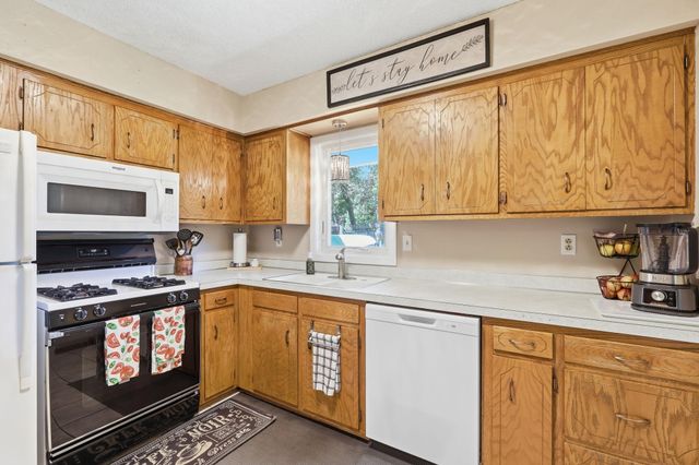 154 Yoho Drive, Anoka, MN 55303