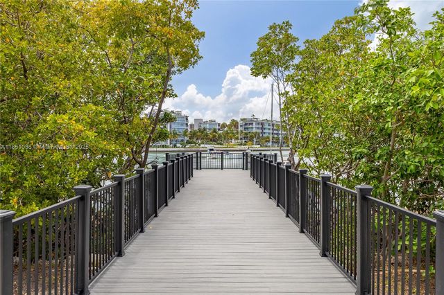 1800 Sunset Harbour Dr 2105, Miami Beach, FL 33139