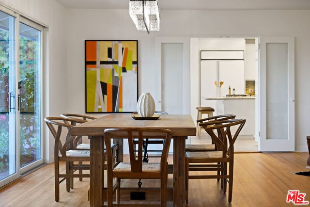 11107 Mountcastle Drive, Studio City, CA 91604