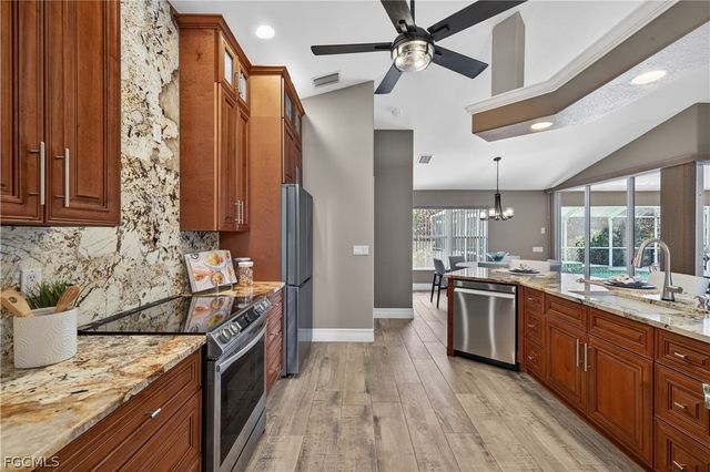 7407 Cobb RD, Bokeelia, FL 33922