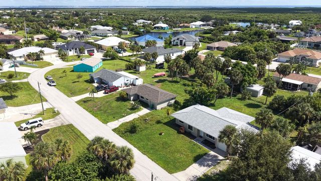 18663 KERRVILLE CIRCLE, Port Charlotte, FL 33948