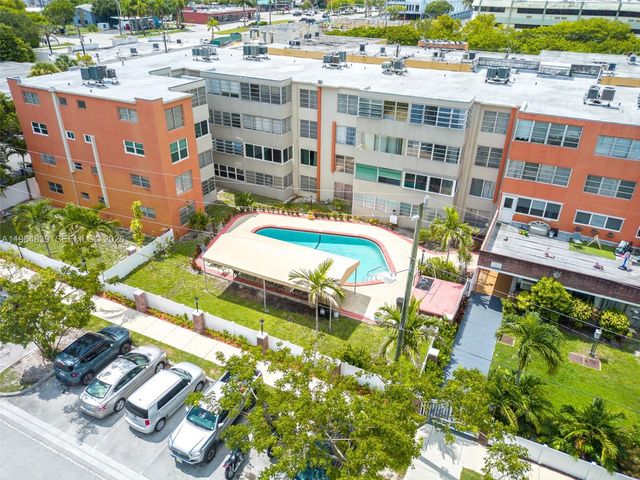 1850 NE 169th St 209, North Miami Beach, FL 33162