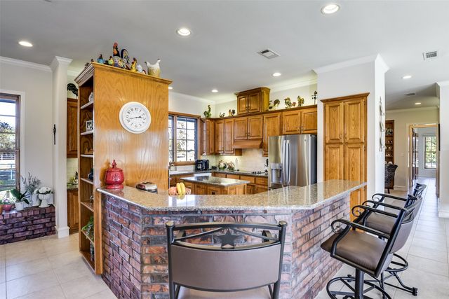 350 Turner Warnell Road, Mansfield, TX 76063