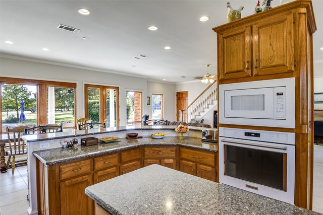 350 Turner Warnell Road, Mansfield, TX 76063