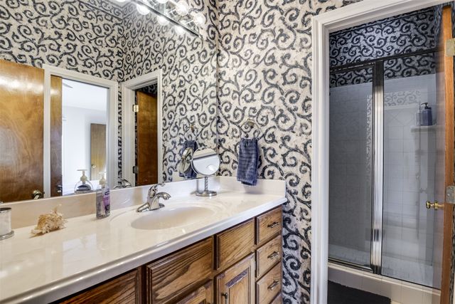 350 Turner Warnell Road, Mansfield, TX 76063