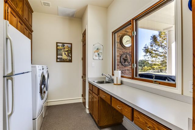 350 Turner Warnell Road, Mansfield, TX 76063