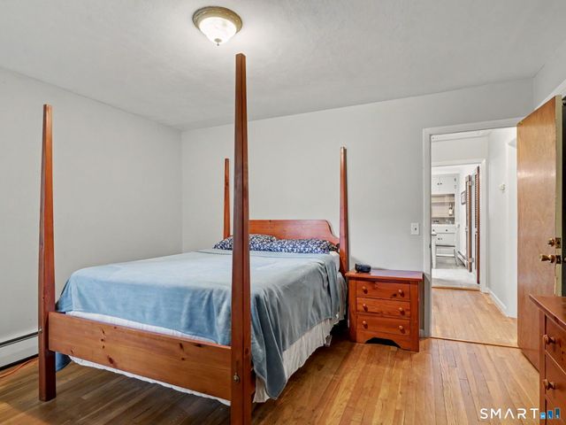 25 Elgin Avenue, Bethel, CT 06801