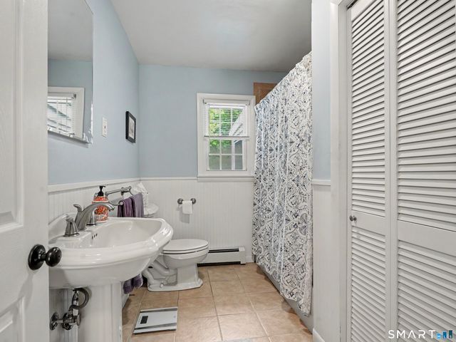 25 Elgin Avenue, Bethel, CT 06801