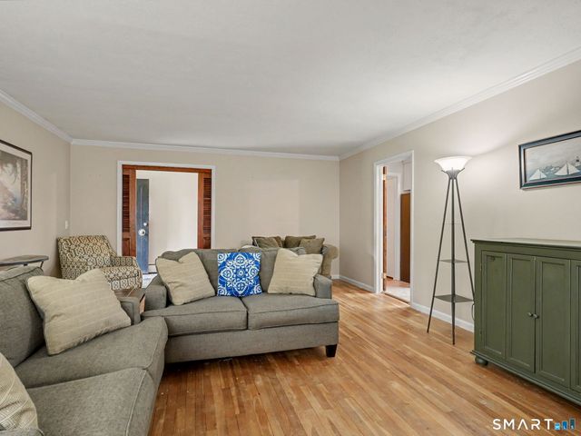 25 Elgin Avenue, Bethel, CT 06801