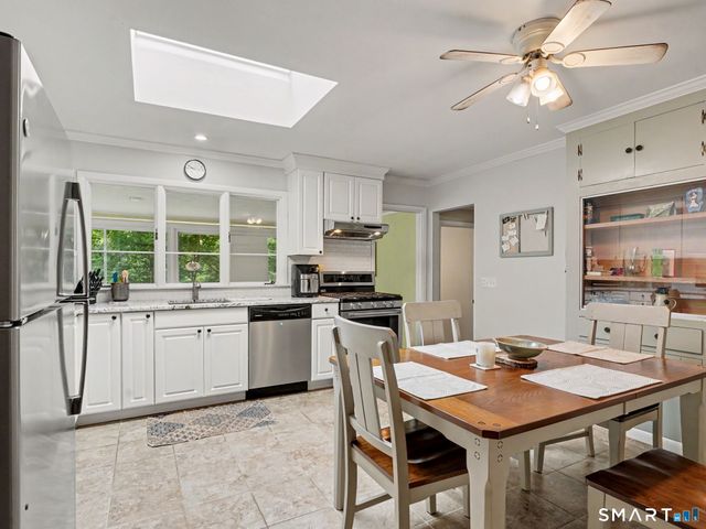 25 Elgin Avenue, Bethel, CT 06801
