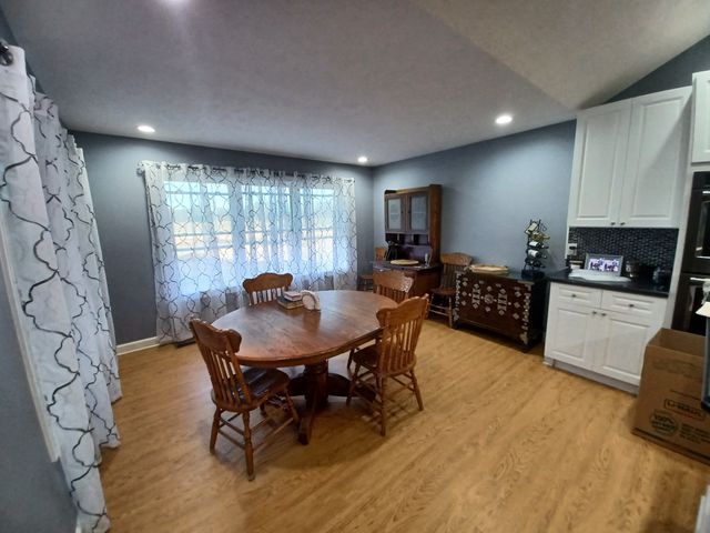 664 Hickory Grove Rd, Morrison, TN 37357