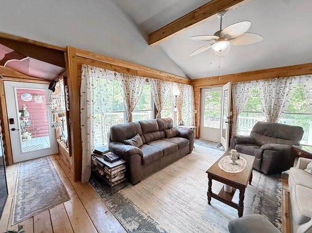 19332 River Lane, Wheatland, MO 65779