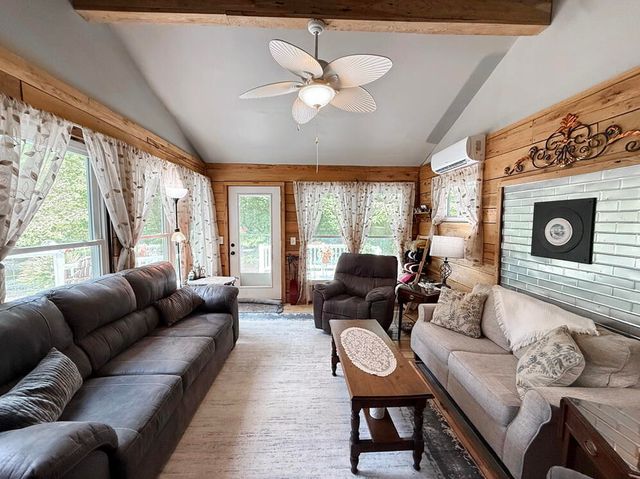 19332 River Lane, Wheatland, MO 65779