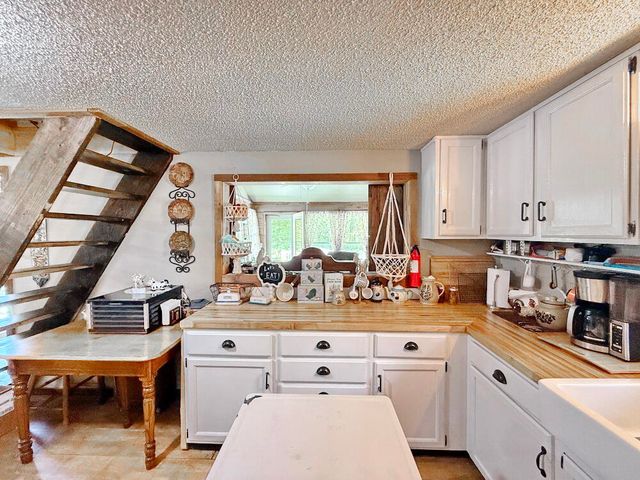 19332 River Lane, Wheatland, MO 65779