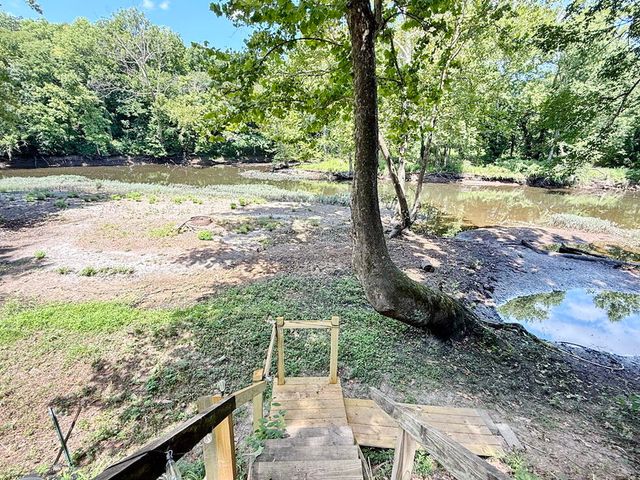 19332 River Lane, Wheatland, MO 65779