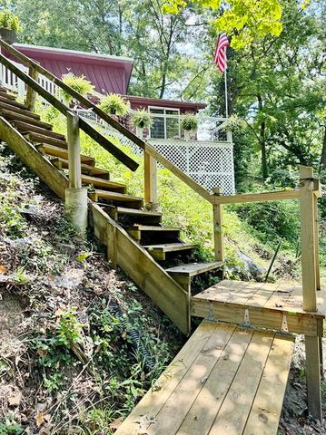 19332 River Lane, Wheatland, MO 65779