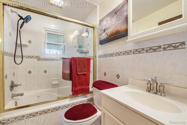 4806 Harding Avenue, Independence Charter Township, MI 48346