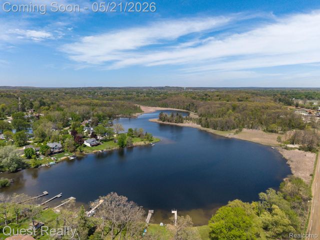 4806 Harding Avenue, Independence Charter Township, MI 48346