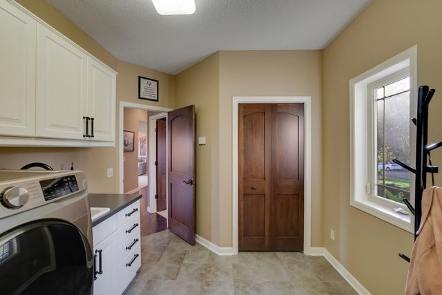 13187 Drumcliffe Path, Rosemount, MN 55068
