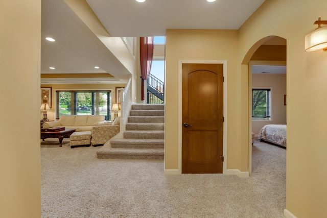 13187 Drumcliffe Path, Rosemount, MN 55068