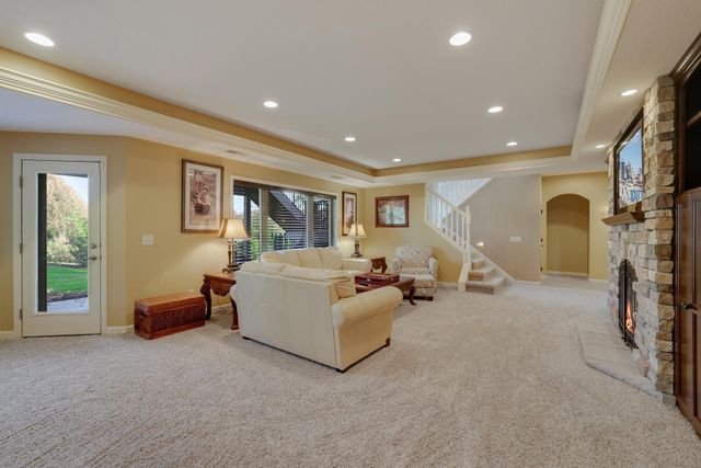 13187 Drumcliffe Path, Rosemount, MN 55068