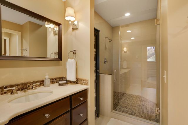 13187 Drumcliffe Path, Rosemount, MN 55068