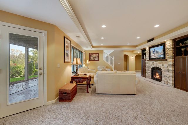 13187 Drumcliffe Path, Rosemount, MN 55068