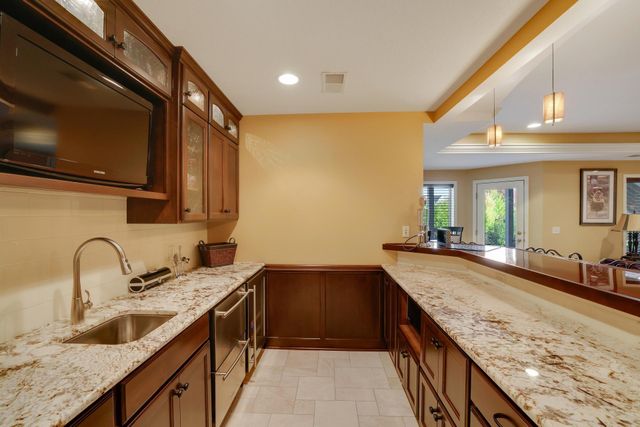 13187 Drumcliffe Path, Rosemount, MN 55068